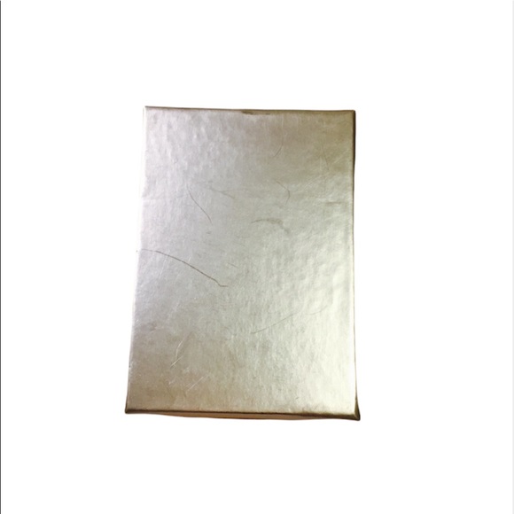 🎀2/25🎀 Trendy White Lace Embroidered Choker - Picture 2 of 4